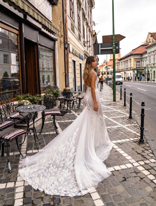 https://elisebride.ro/images/stories/virtuemart/product/5 Katrin       (3).jpg